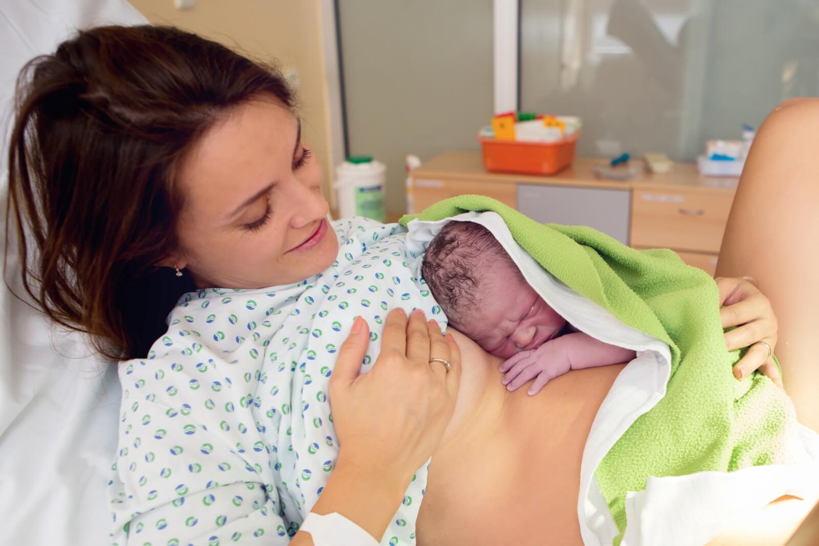 מגע עור לעור לאחר לידה - ארגון המיילדות בישראל